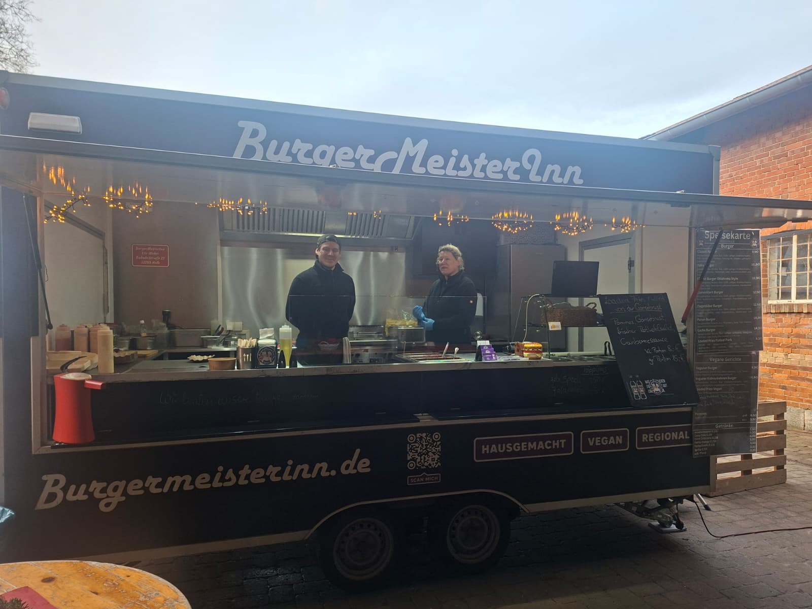 WhatsApp Image 2025-11-30 at 19.18.08_943deaa3